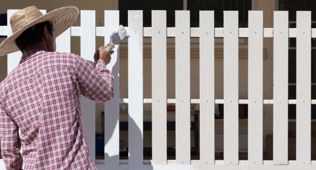painting fence thumb